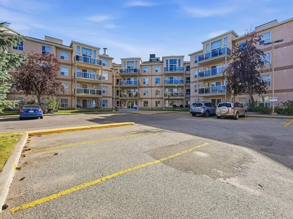 9704 174th St NW #429, Edmonton, AB T5T 6J4