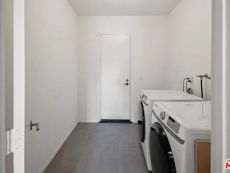 1506 S Bentley Ave #308 — Photo 17
