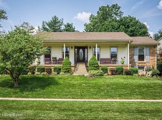 2818 Winterhaven Rd, Louisville, KY 40220