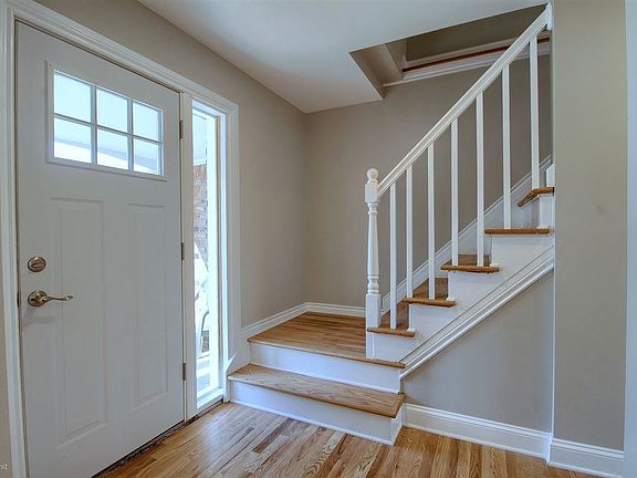 2nd image of 6909 Lee Crest Dr