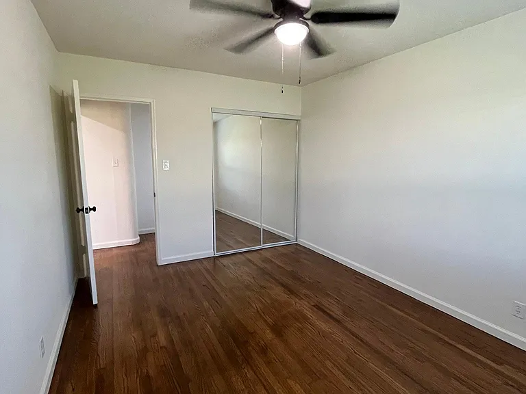 323 E Valencia Ave #B — Photo 13