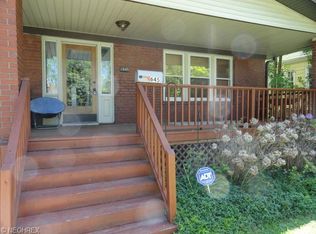 1645 Rydalmount Rd, Cleveland Heights, OH 44118