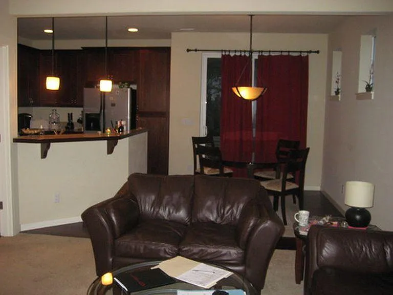 2 bed, 2.5 bath, 1306 sqft, $2,995 — Photo 4