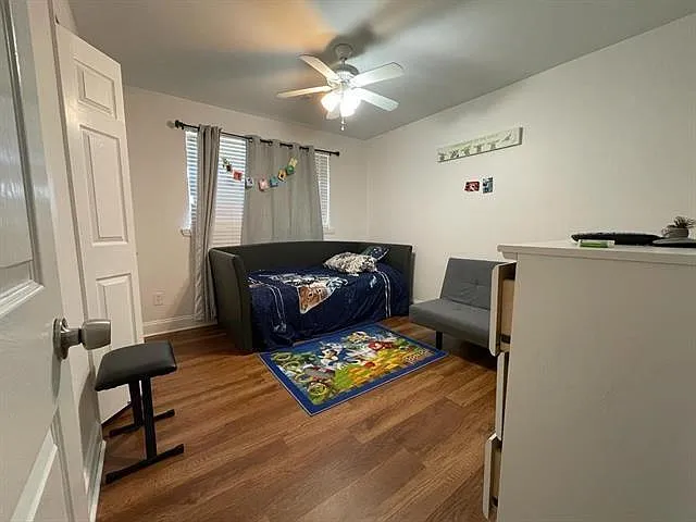 2308 Margaret Ln — Photo 14
