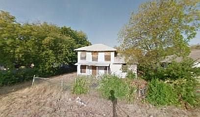 1st image of 3923 De Kalb Ave
