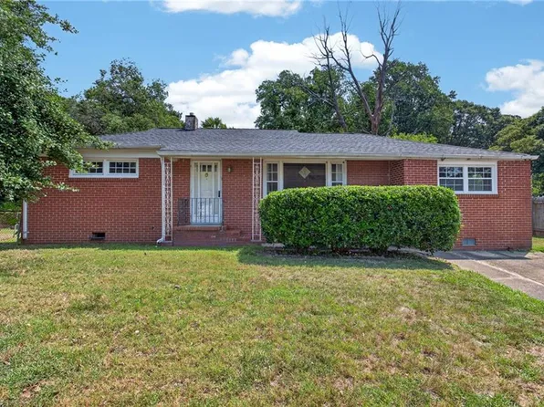18 Bethel Rd, Newport News, VA 23608