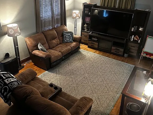 642 S Santa Fe Ave, Salina, KS 67401