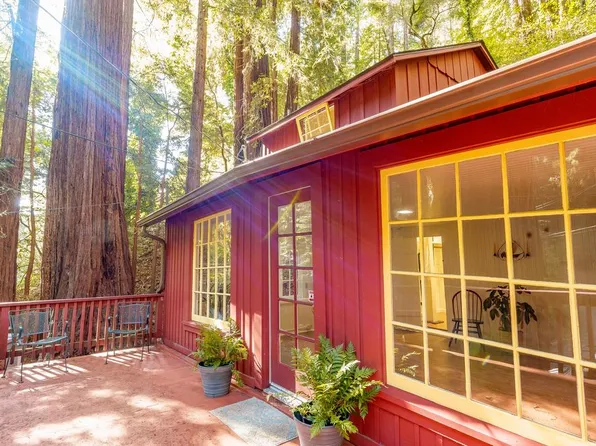 2001 Cathedral Dr, Aptos, CA 95003