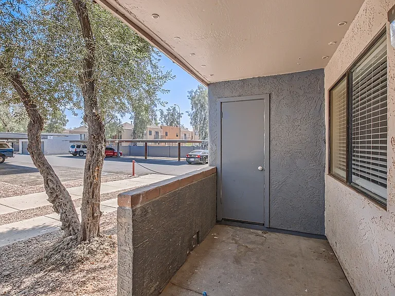 Rise Desert West — Photo 38