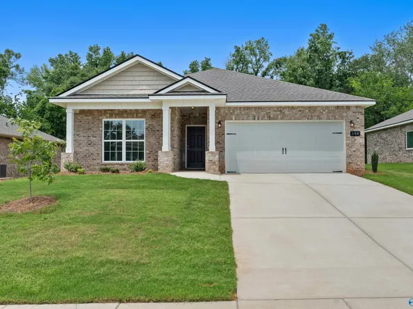 158 River Pointe Dr, New Market, AL 35761