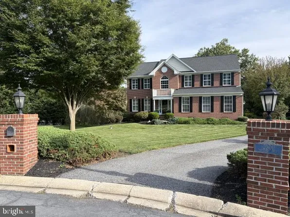 2301 Thetford Ct, Fallston, MD 21047