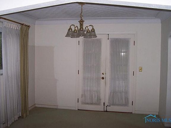 5th image of 2759 Sandalwood Ave