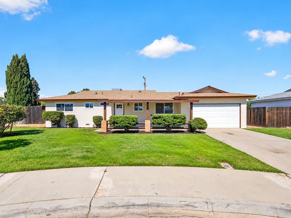 957 W Pico Ave, Clovis, CA 93612