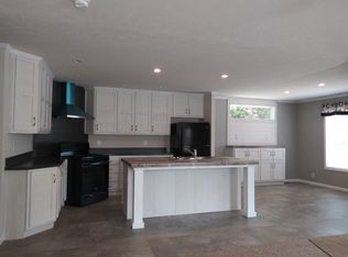10905 Lambelle Ct #132, Fair Haven, MI 48023