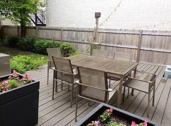 4th image of 1802 N Wolcott Ave #1