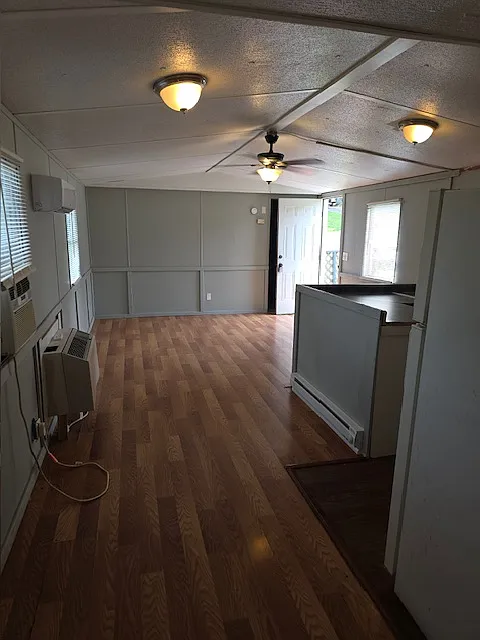 2 bed, 980 sqft, $950 — Photo 2