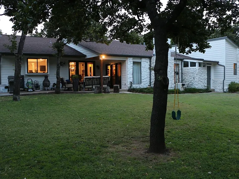 1925 Bunting Ct — Photo 70