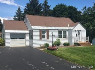 22 Beechwood Rd, New Hartford, NY 13413