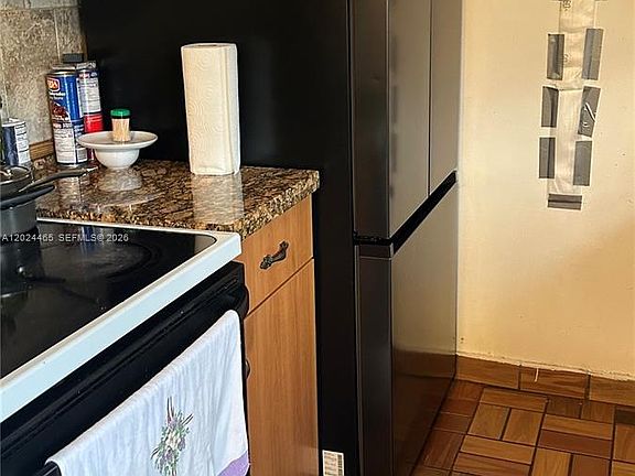 4th image of 11750 SW 186th St
