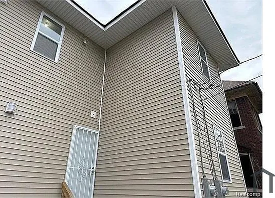 1 bed, 3457 sqft, $950 — Photo 2