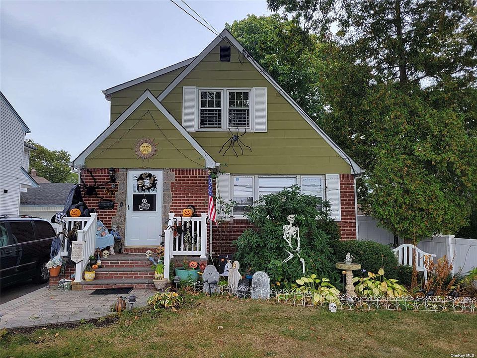 1st image of 288 Ellison Ave