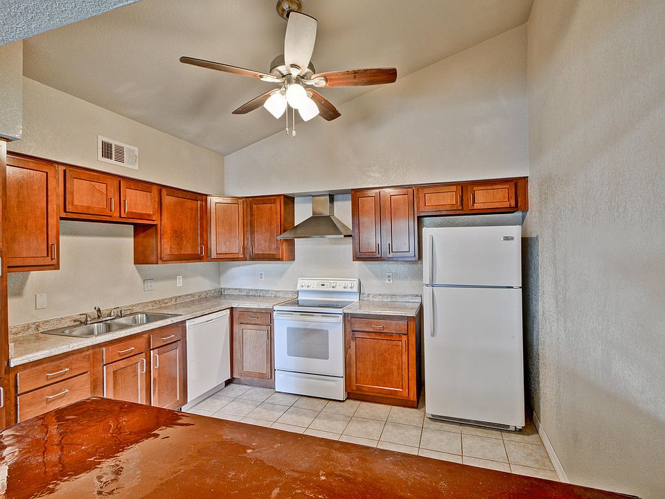 1st image of 555 N May St APT 36