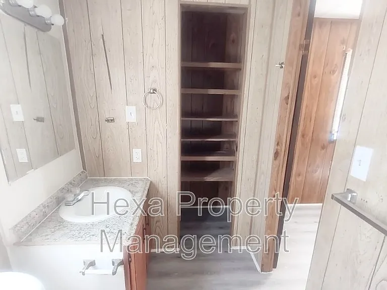 2511 FM 646 Rd N #4B — Photo 19