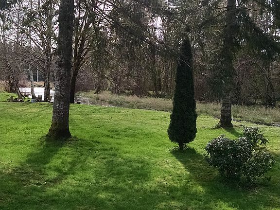 3rd image of 275 W Haven Dr