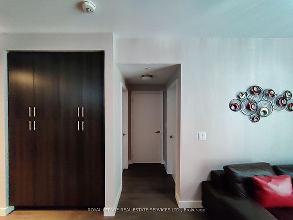 3rd image of 168 Sabina Dr #302