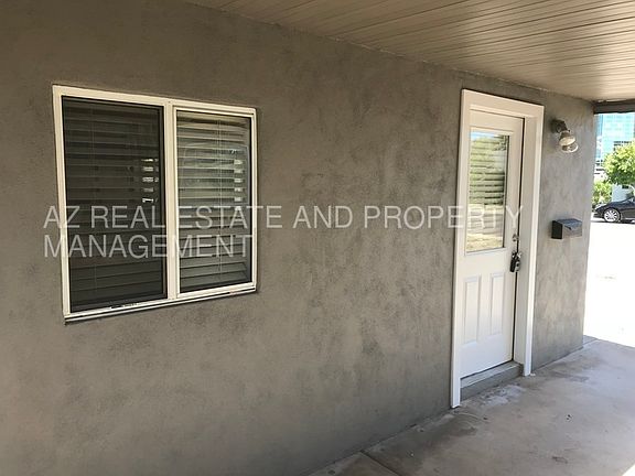 3rd image of 2515 E Highland Ave