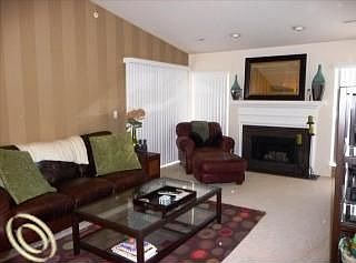 5th image of 52268 Naugatuck Dr