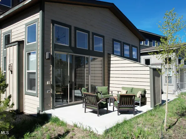 21 KINGFISHER PT, Fraser, CO 80442