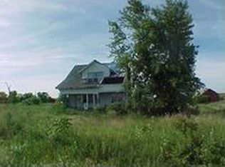 1438 E Dunkerton Rd, Waterloo, IA 50703