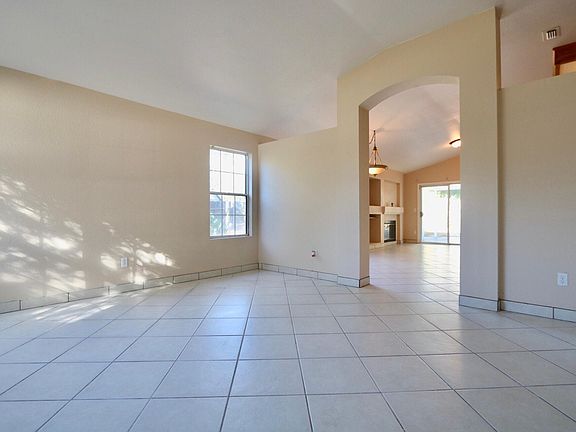 4th image of 8894 Apricot Tree Ct