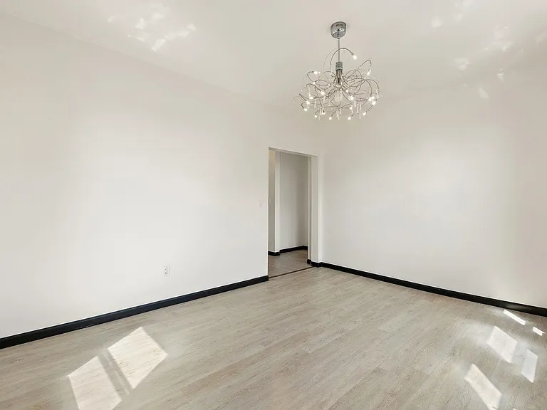 6601 Broadway #D7 — Photo 3