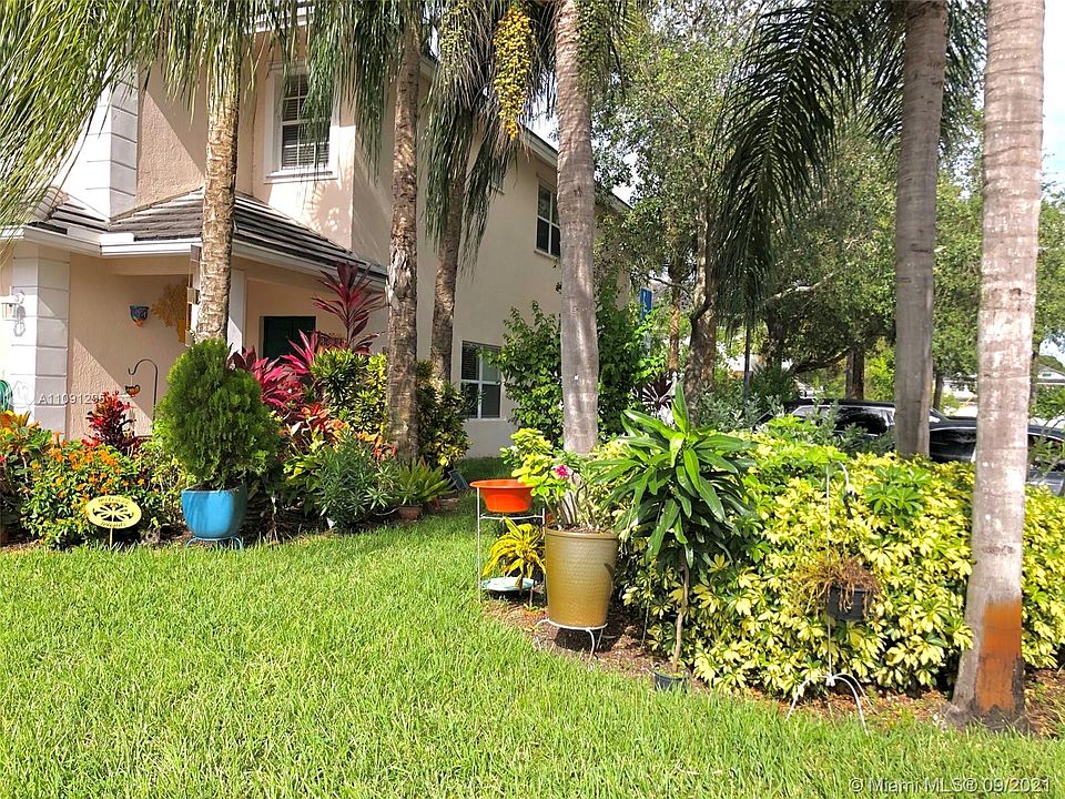 1st image of 3002 NW 30th Way #3002