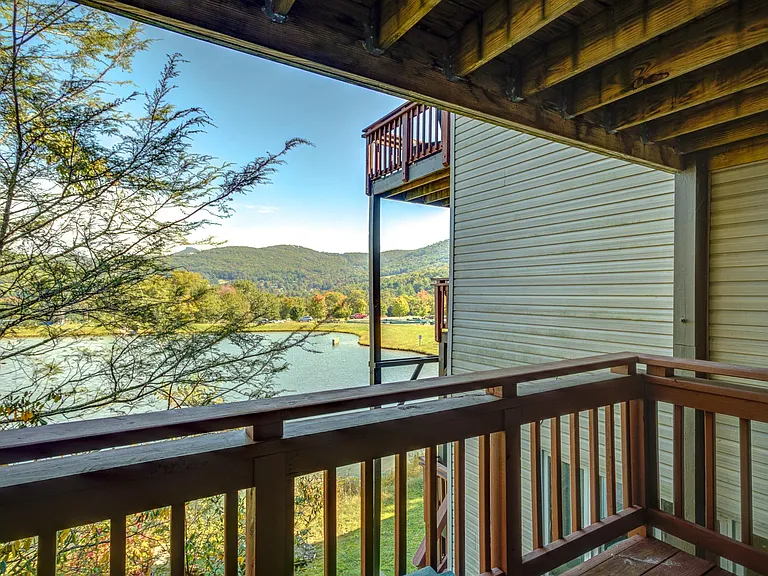 1040 Sugar Mountain Dr #D-24 — Photo 28