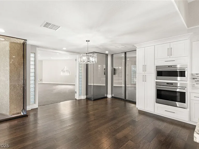 13 Dovetail Cir — Photo 48