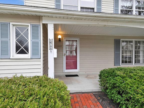 4th image of 1411 Dicken Dr