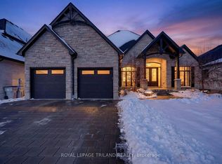 9861 Glendon Dr #218, Middlesex Centre, ON N0L1R0