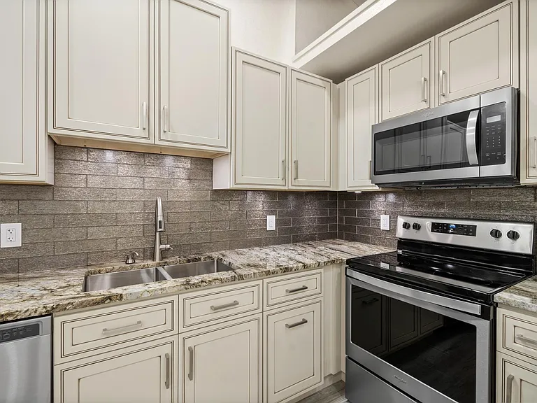 3131 Ashton Rd #1 — Photo 3