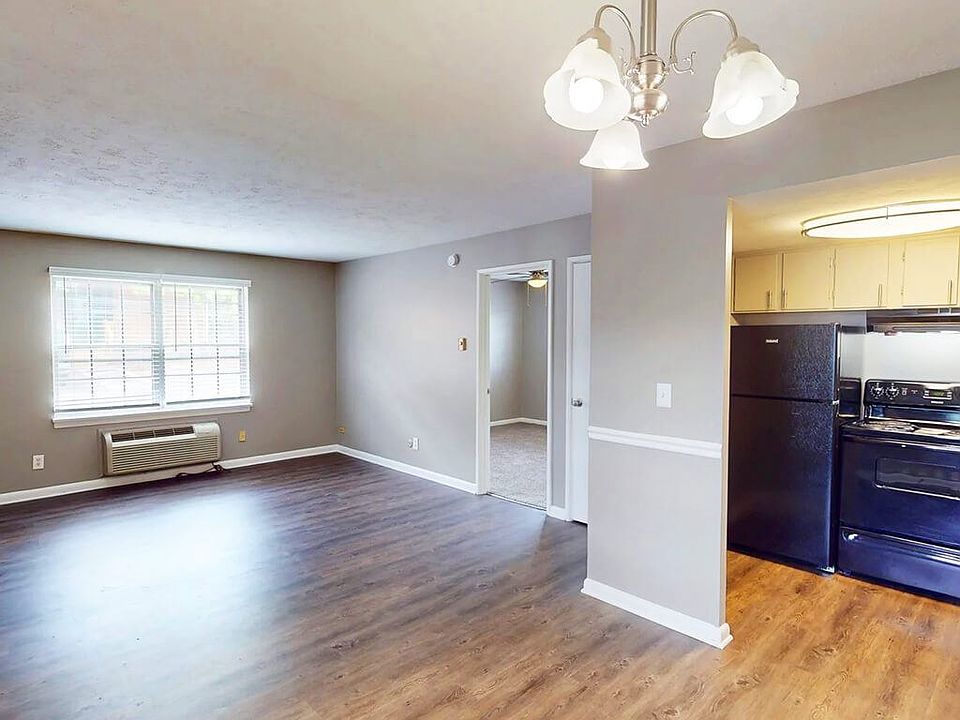 Welcome to Huntley Ridge Clarksville Apartments
