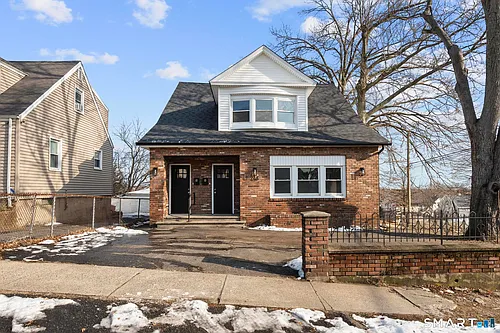246 Judson Pl #B Photo 1