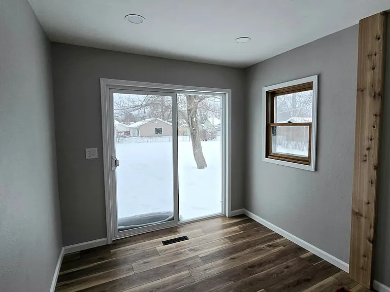 Entry to backyard