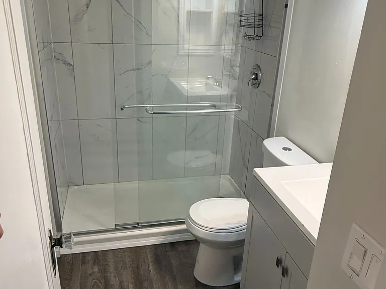 434 Dufferin Ave #4A — Photo 6