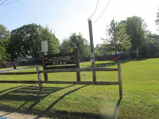 2nd image of 2 Wildwood Ave
