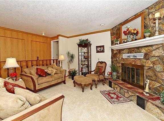 5th image of 3515 Dorman Ave