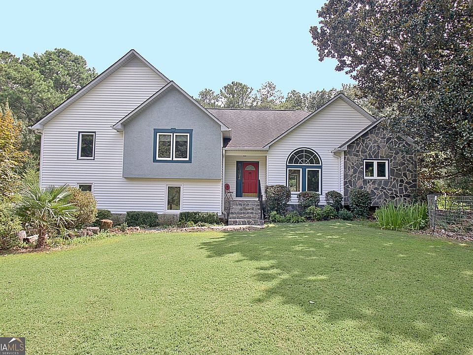 1st image of 165 Clearbrook Way