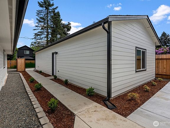 3rd image of 8827 B E D Street #2