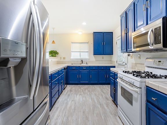 3rd image of 269 Idora Ave